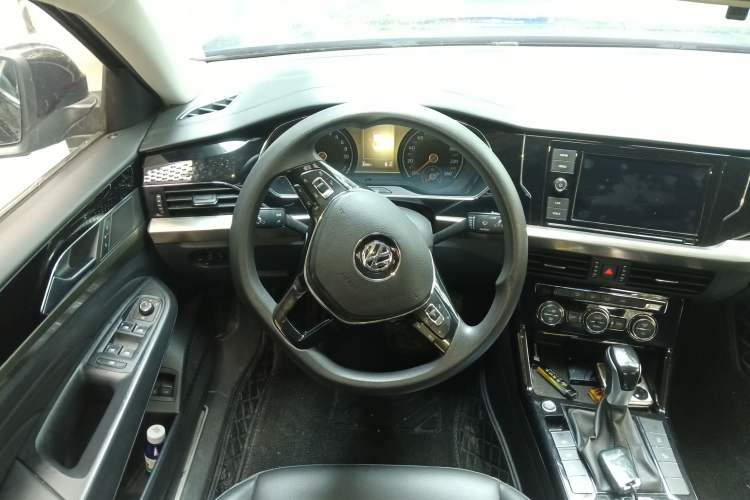 Used Volkswagen Passat New Energy 2019 430 PHEV Hybrid Elite Edition Steering Wheel