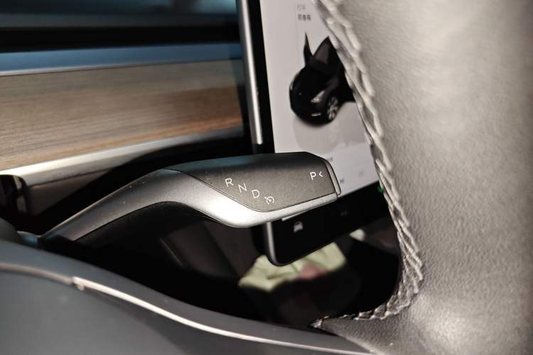 Used Tesla Model Y 2022 Rear-Wheel-Drive Version
