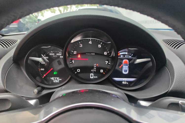 Used Porsche 718 2016 Cayman 2.0T