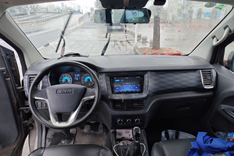 Used Jinbei Gold Hiace 2021 1.5L Passenger Vehicle Engineering Lion 7 Seats