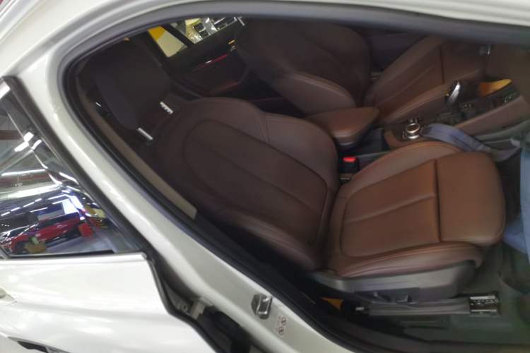 Used BMW X1 2020 sDrive25Li Leading Model
