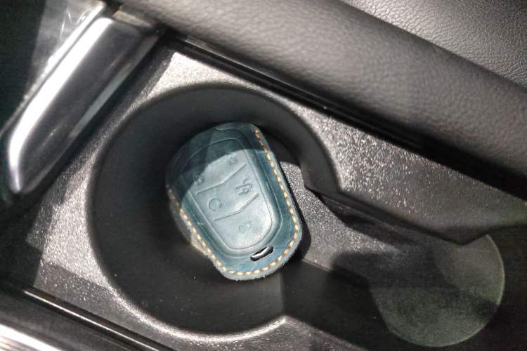 Used Cadillac XT6 2022 2.0T Six-Seater Two-Wheel-Drive Luxury Version