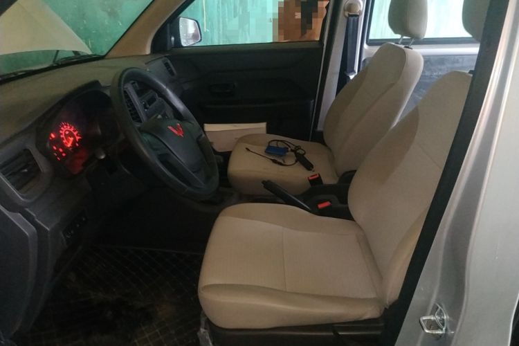 Used Wuling Hongguang V 2022 1.5L Jingqu Edition Electric-Assist LAR