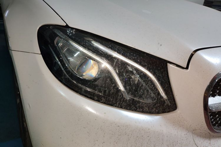 Used Mercedes-Benz E-Class 2019 E 300 L Sporty and Stylish Model