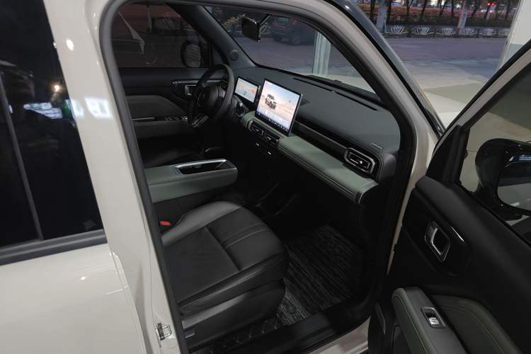 Used Baojun Spark EUV 2026 Model 501km Flagship Edition