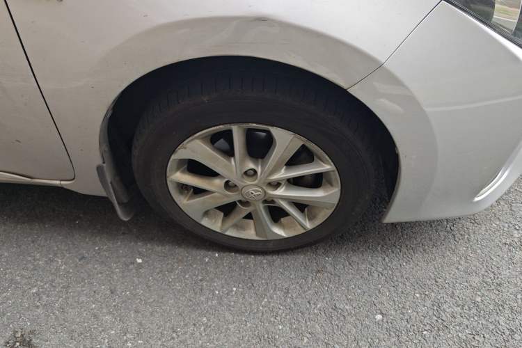 Used Toyota Corolla 2014 1.6L CVT GL-i Leather Edition Right Front Wheel Hub