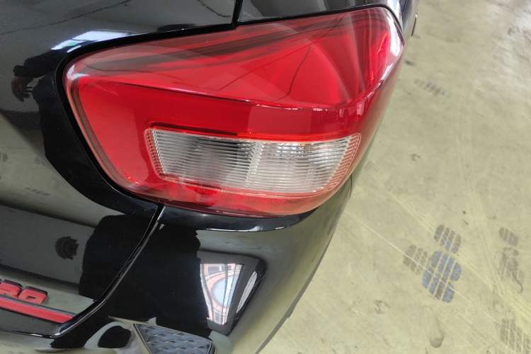 Used Dongfeng NAMMI EX1 2022 Restyled PRO Tiger Glory Deluxe Version Right Rear Taillight