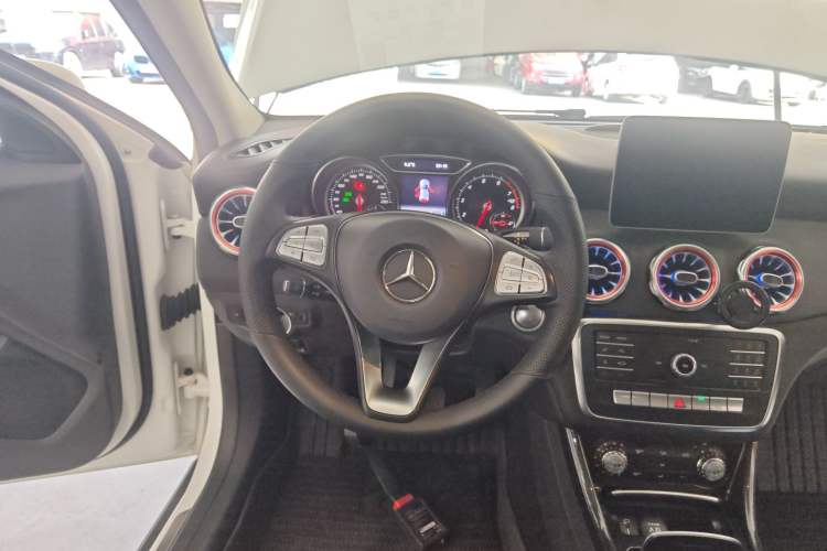 Used Mercedes-Benz GLA 2018 GLA 200 Sport Edition