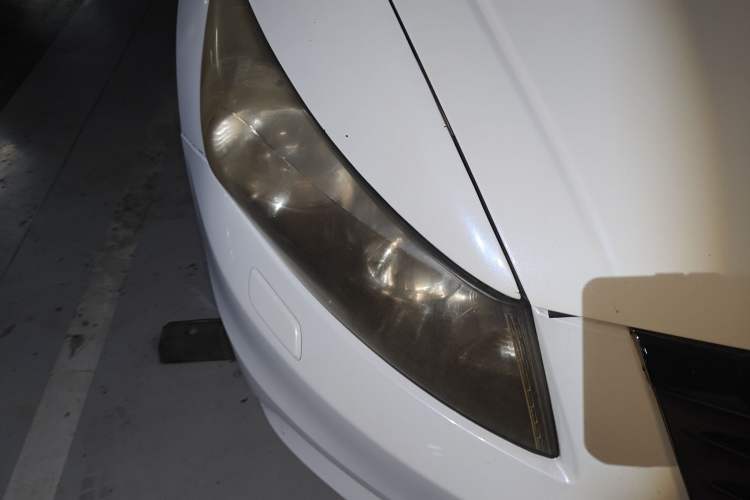 Used Honda Accord 2011 2.4L EX Right Front Headlight