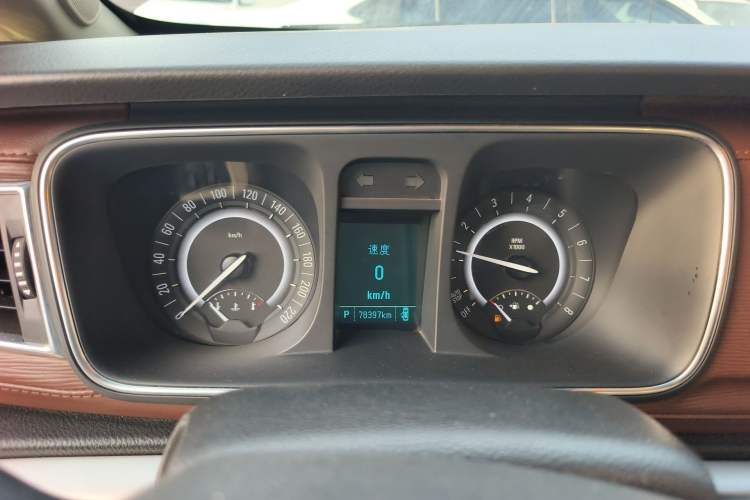 Used Buick GL8 2018 28T Luxury Model China VI Standard