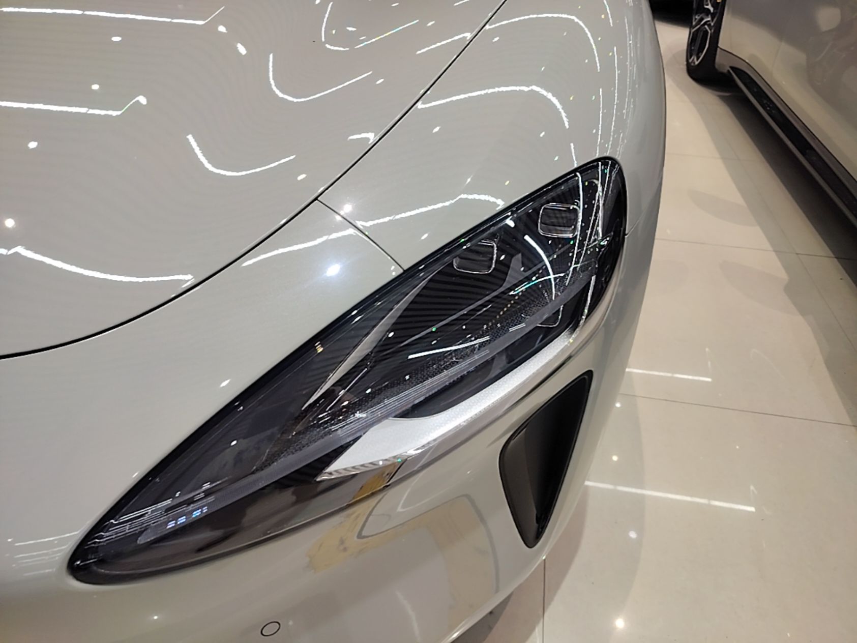 Xiaomi Auto SU7 2024 Rear-Drive Long-Range Intelligent Driving Version — снимка 8