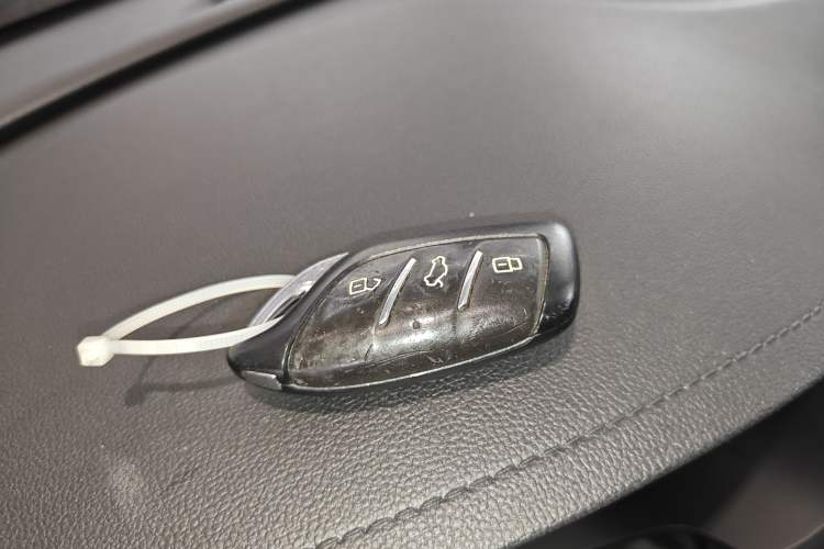 Used Roewe i6 MAX New Energy 2021 EV 500 Skyroof Deluxe Edition Interior 1