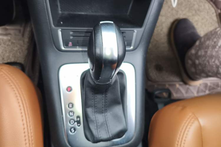 Used Volkswagen Tiguan L 2015 1.8TSI Automatic All-Wheel Drive Comfort Edition