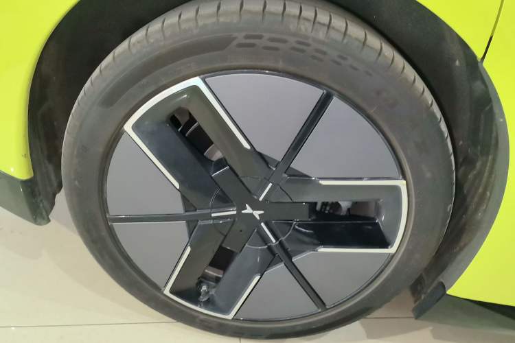 Used XPeng P7 2025 Model—702 Long Range Ultra