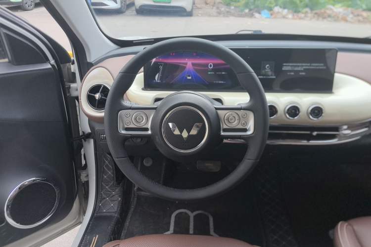 Used Wuling Bingo 2023 333 km Lingxi Connected Version
