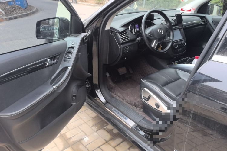 Used Mercedes-Benz R-Class 2017 R 320 4MATIC Business Edition Prestige Model