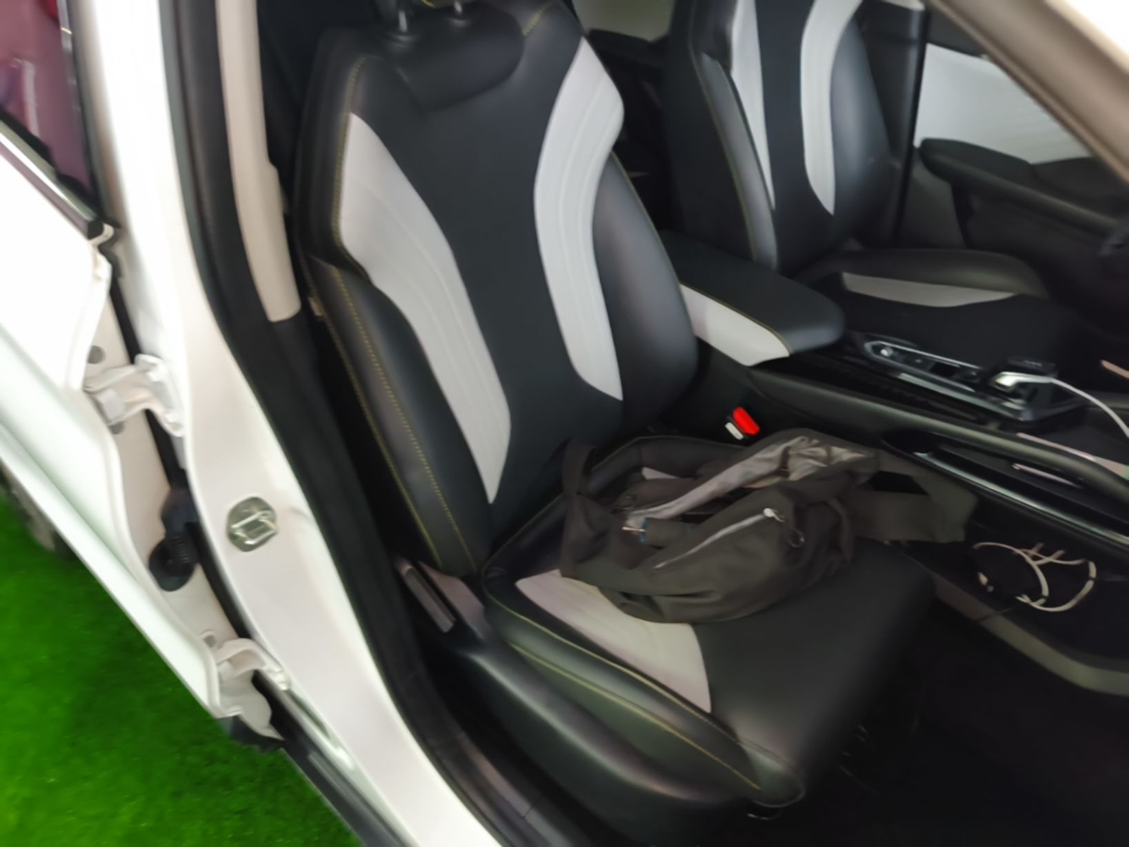 Geely Auto Coolray 2022 Bin Yue COOL 1.5TD DCT Hot Engine Edition — снимка 19