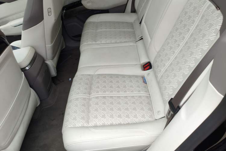 Used Zeekr 7X 2025 75 kWh Rear-Wheel Drive Intelligent Driving Version Left Rear Seat