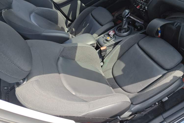 Used MINI Countryman 2017 1.5T COOPER ALL4 Traveler
