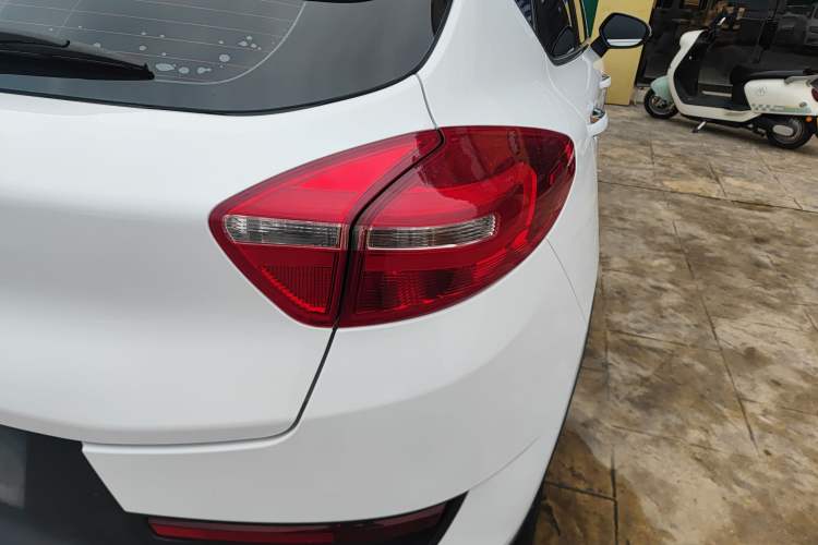 Used Geely Auto Emgrand GS 2018 Sport Edition 1.4T Automatic LingShang Model Right Rear Taillight