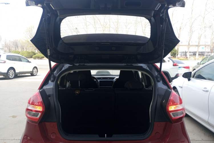 Used Geely Auto Vision X1 2017 1.3L Automatic Fun Edition