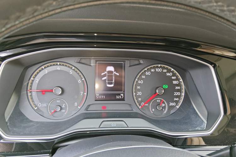 Used Volkswagen Sagitar 2019 200TSI DSG Comfort Version China VI Standard Instrument Cluster