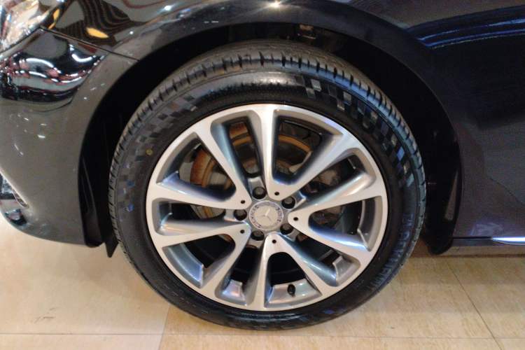 Used Mercedes-Benz E-Class 2016 E 200 L