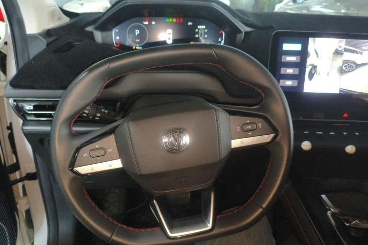 Used CHANGAN CS55PLUS 2022 2nd Generation 1.5T DCT Prestige Version Steering Wheel