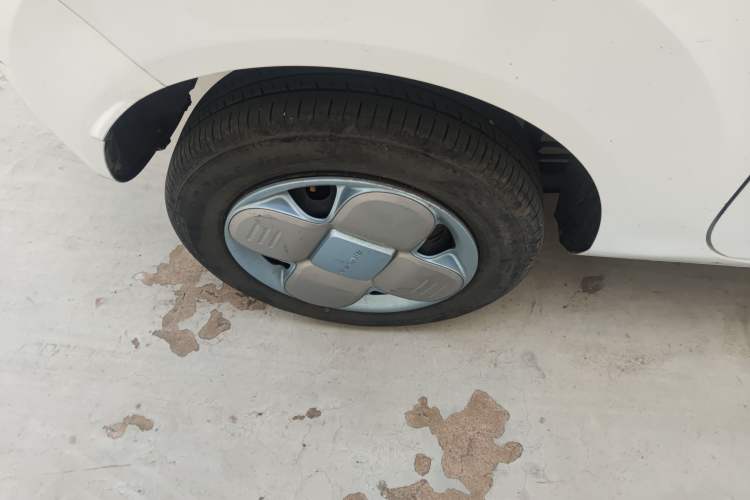 Used Geely Galaxy Panda 2024 Panda Mini 200km Endurance Bear
