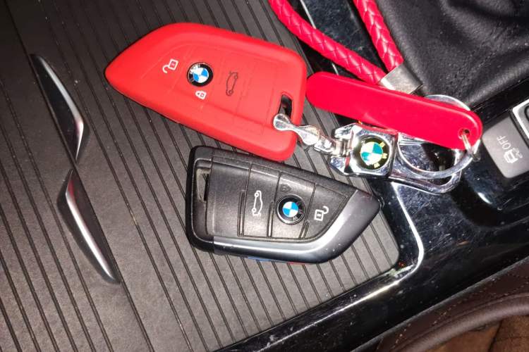 Used BMW X2 2020 sDrive25i Leading Model M Sport Package Vehicle Key