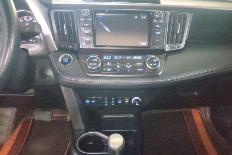 Used Toyota RAV4 2016 2.0L CVT Two-Wheel Drive Smart Edition China V Standard