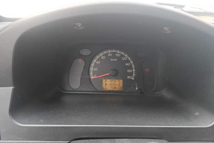 Used Wuling Zhiguang 2013 1.0L Practical Version