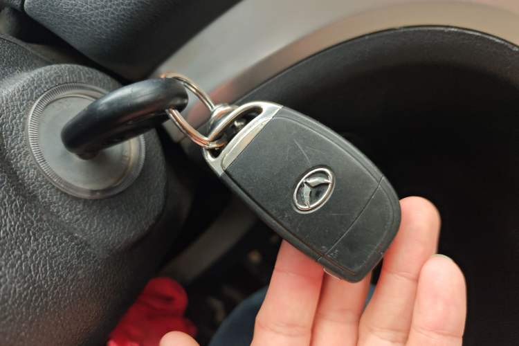 Used HYOSOW H3 2015 1.5L manual Comfort trim level