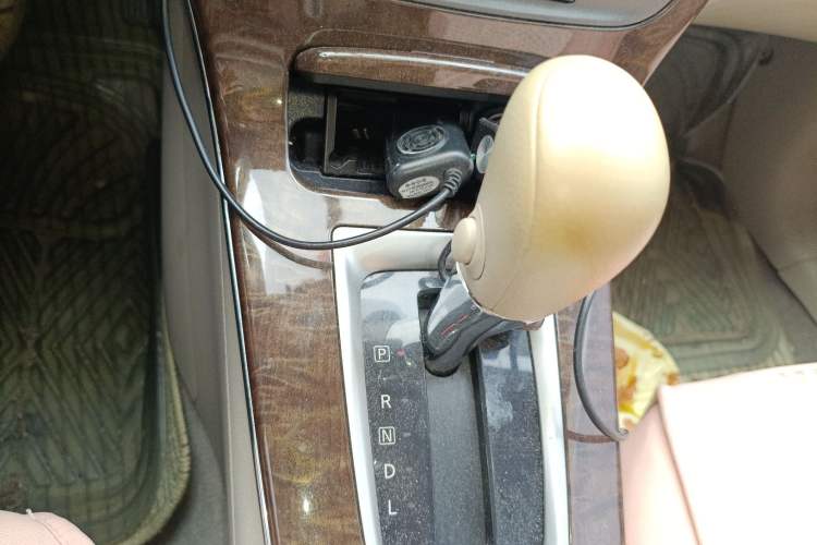 Used Nissan Sylphy 2012 1.6 XL CVT Luxury Edition Gear Lever