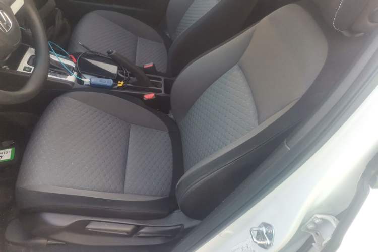 Used Honda Fit 2021 1.5L CVT Trendy Edition Left Front Seat