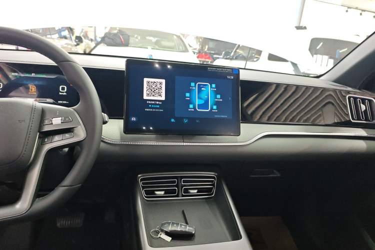 Used BYD Song Pro New Energy 2026 Model DM-i 133KM Progressive Version Audio And AC Panel