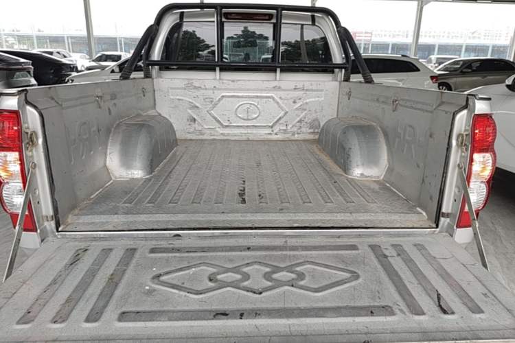 Used Great Wall Wingle 5 2021 2.0T Diesel Two-Wheel Drive Elite Version Big Double Cab China VI Standard GW4D20M