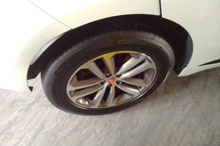 Used Jaguar F-PACE 2016 3.0 SC Four-Wheel Drive R-Sport Sport Edition
