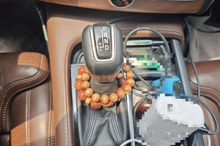 Used Volvo XC90 2019 T6 Prestige 7-Seater China VI Standard Gear Lever