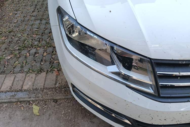 Used Volkswagen Santana 2021 1.5L Automatic Fashion Edition Right Front Headlight