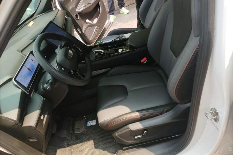 Used Geely Auto Emgrand X7 Sport 2023 Boyue COOL 1.5TD Smart Model Left Front Seat