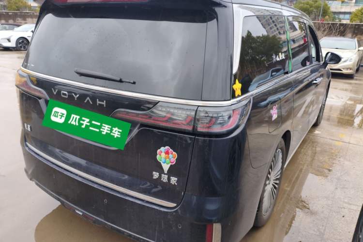 Used VOYAH Dream 2025 PHEV Four-Wheel-Drive Flagship Kunpeng Edition

