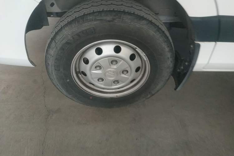 Used Foton Toano 2021 2.0T Manual Tongtu Short Wheelbase Mid-Height 5/6-Seater 4F20TC3
