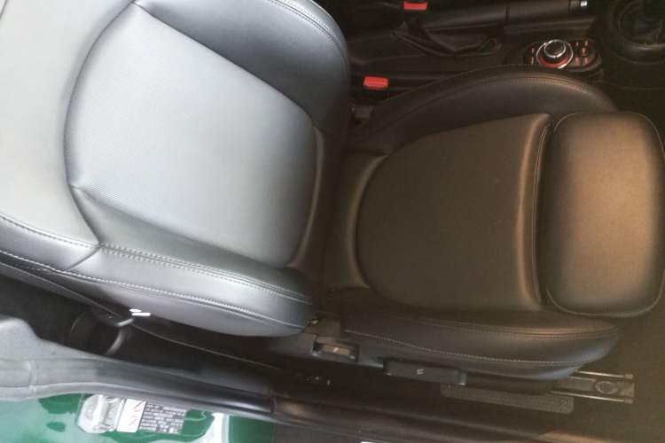 Used MINI MINI 2022 1.5T COOPER Classic Edition