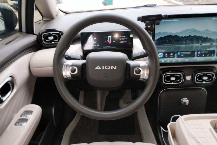 Used AION UT 2025 330 Starlight Edition
