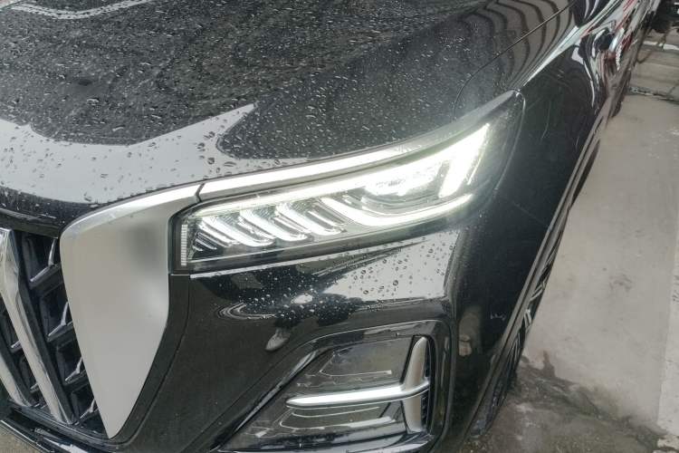 Used Hongqi HS5 2023 2.0T Four-Wheel Drive Flagship Pro Edition