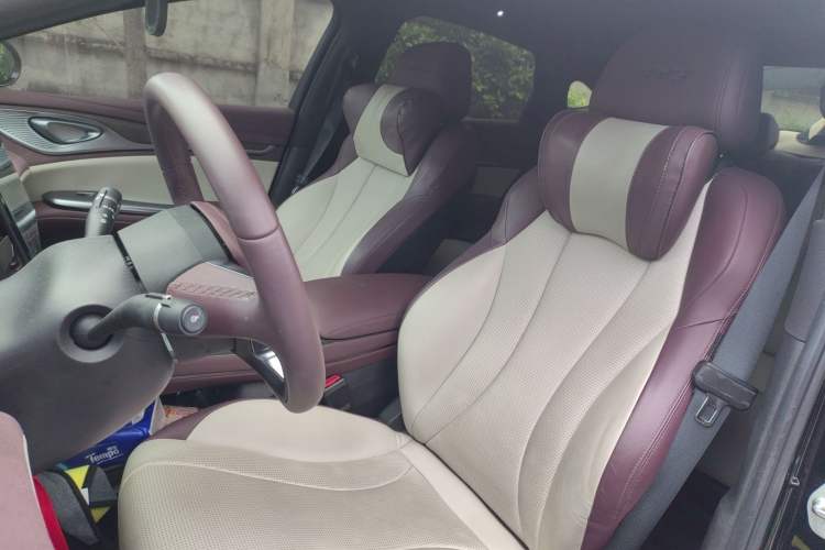 Used BYD Seal 2023 DM-i 1.5T 121km Prestige Model Left Front Seat