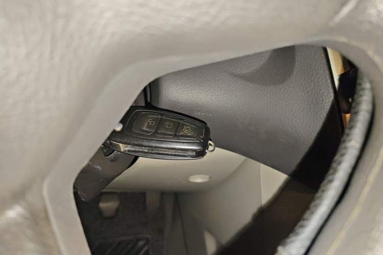 Used Ford Focus 2012 Sedan 1.6L Manual Comfort Model Vehicle Key