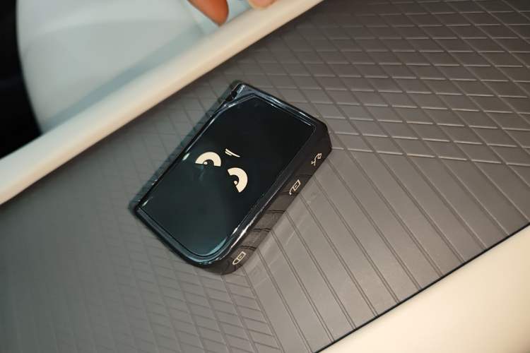 Used Lynk & Co 06 EM-P 2023 EM-P 126 Long-Range Halo