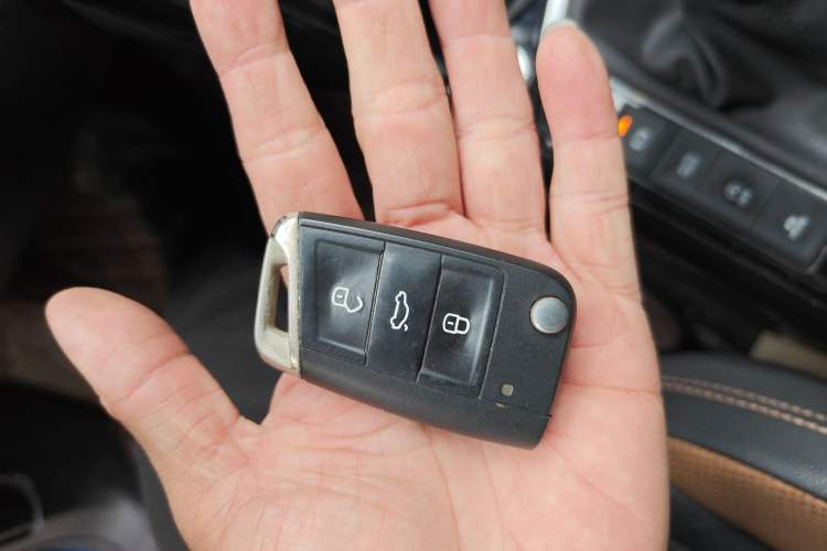 Used Volkswagen Tayron 2019 330TSI Two-Wheel-Drive Luxury Version China V Emission Standard
